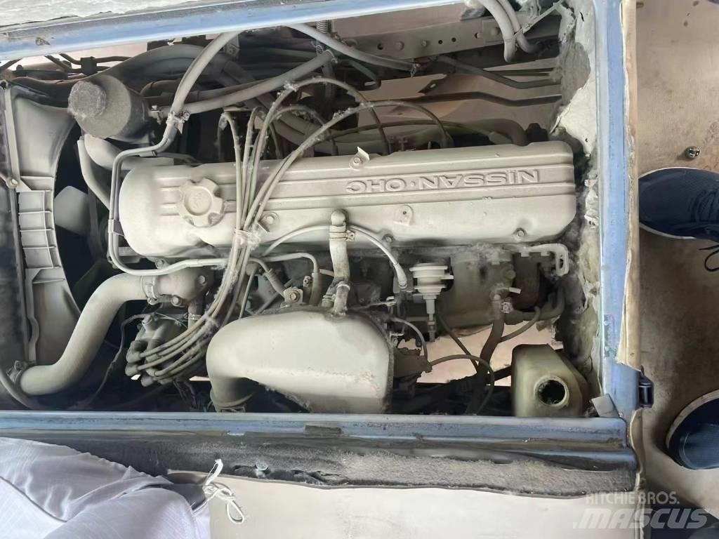 Nissan Civilian Starppilsētu autobusi