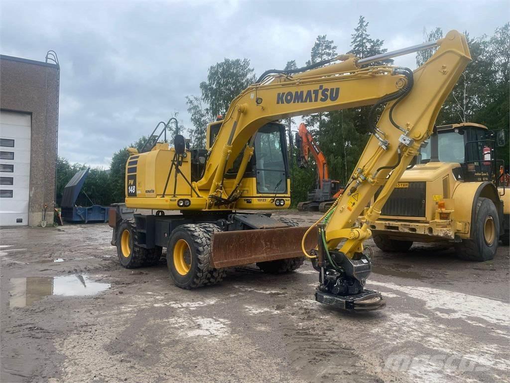Komatsu PW148-10 Ekskavatori uz riteņiem