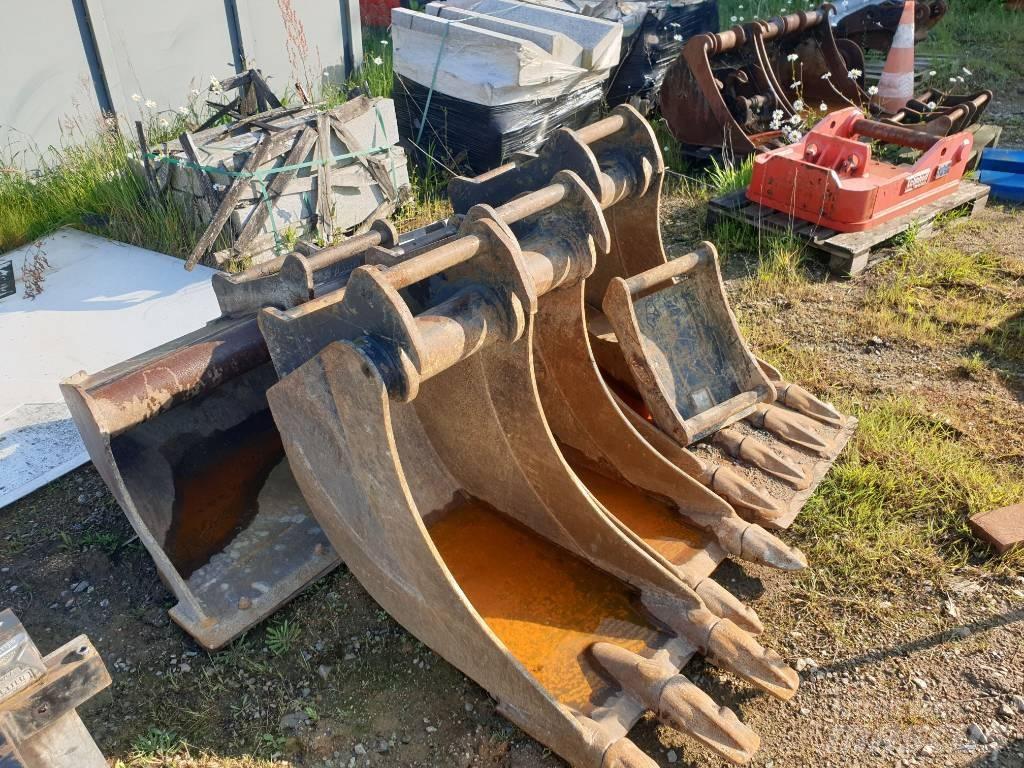 Komatsu PW118MR-11 Ekskavatori uz riteņiem