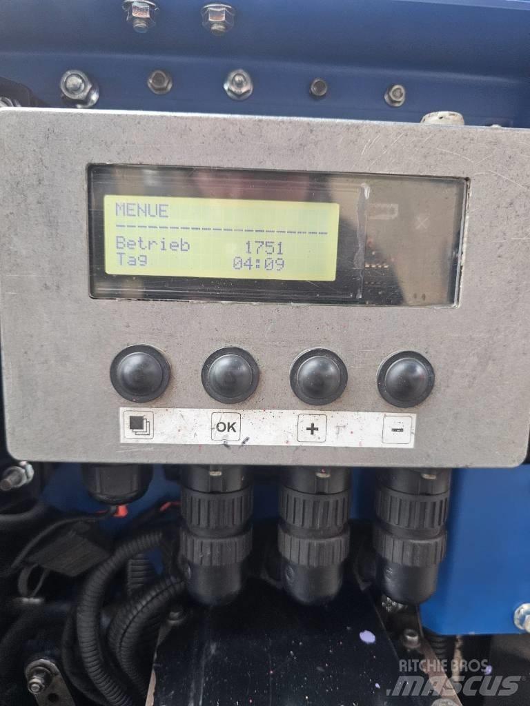 Irus Deltrak 2.5 Piekabināmās pļaujmašīnas