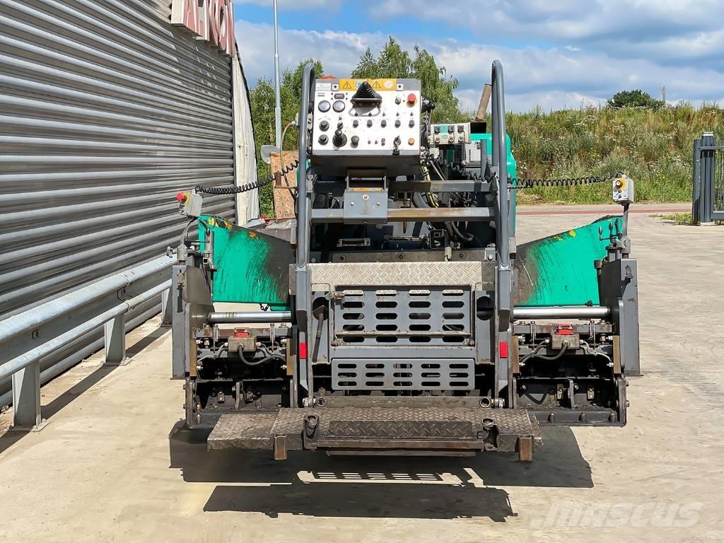 Vögele Super 800 Asfalta klājēji