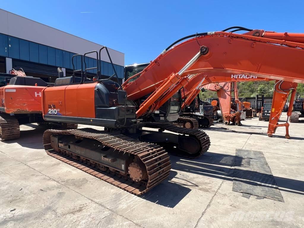 Hitachi ZX 210 LC-6 Kāpurķēžu ekskavatori