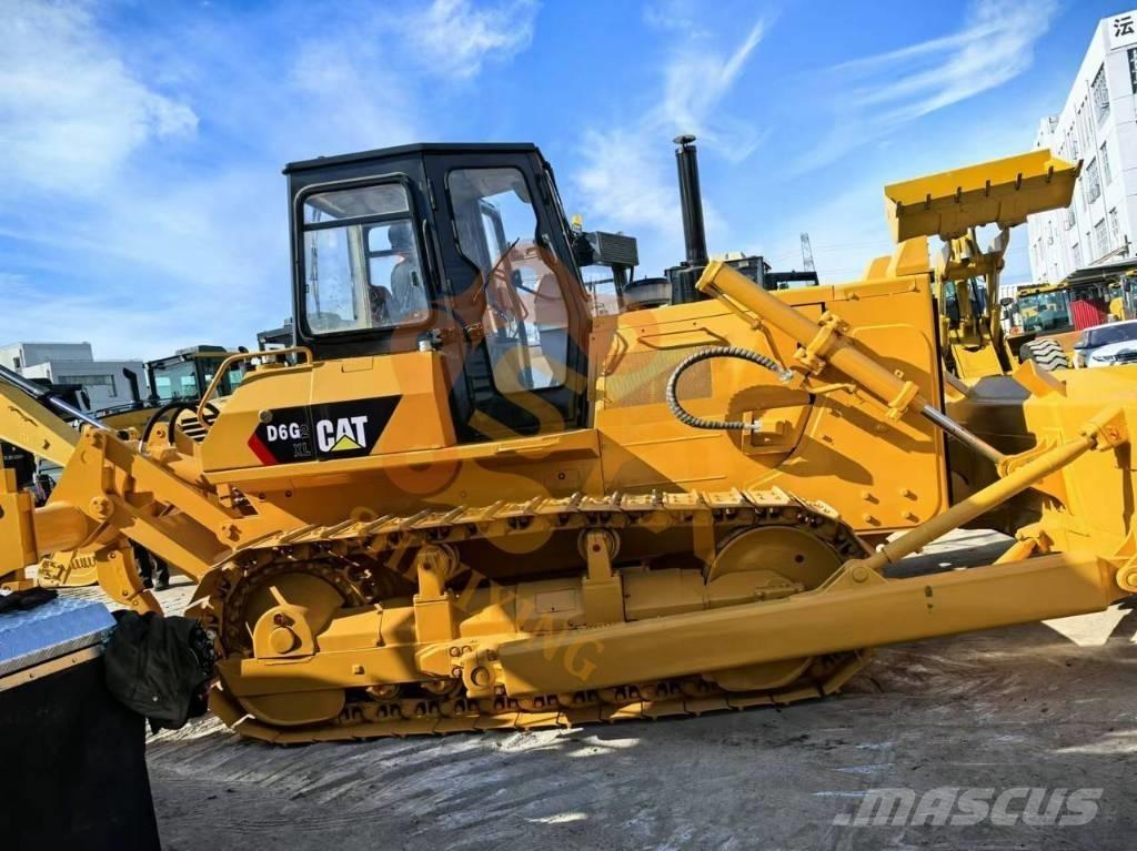 CAT D6G Kāpurķēžu buldozeri