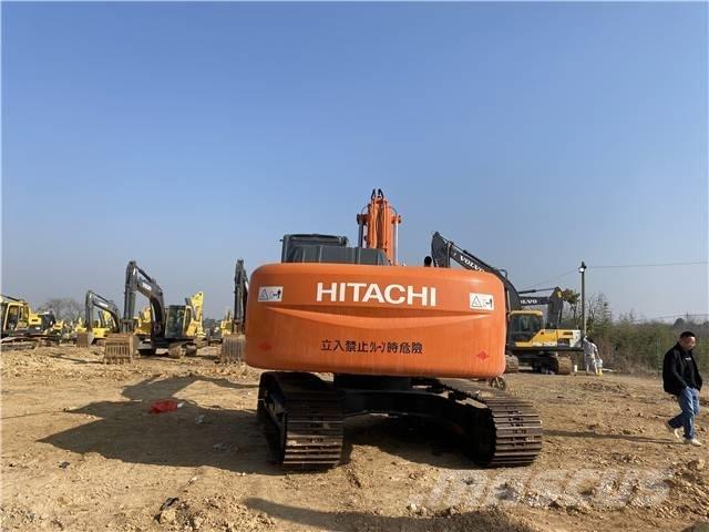 Hitachi ZX210 Kāpurķēžu ekskavatori