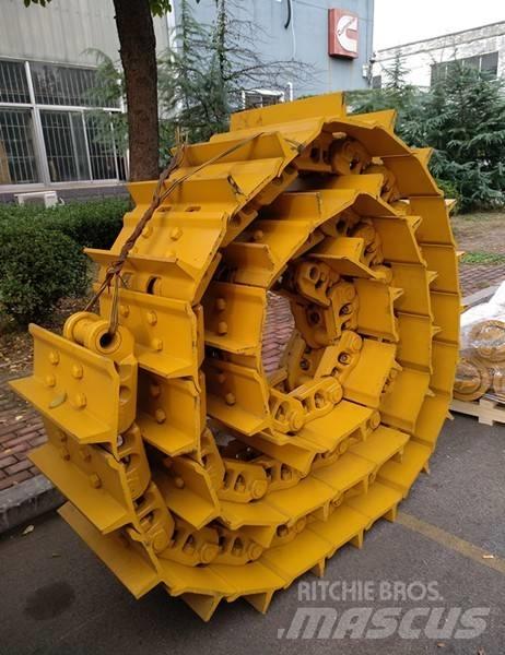 Komatsu D155A-6 Sliedes, ķēdes un šasija