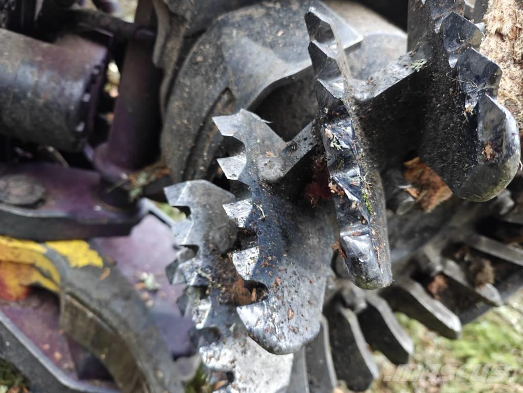 John Deere 1270 G Harvesteri