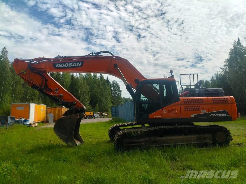 Doosan DX 300 LC Kāpurķēžu ekskavatori
