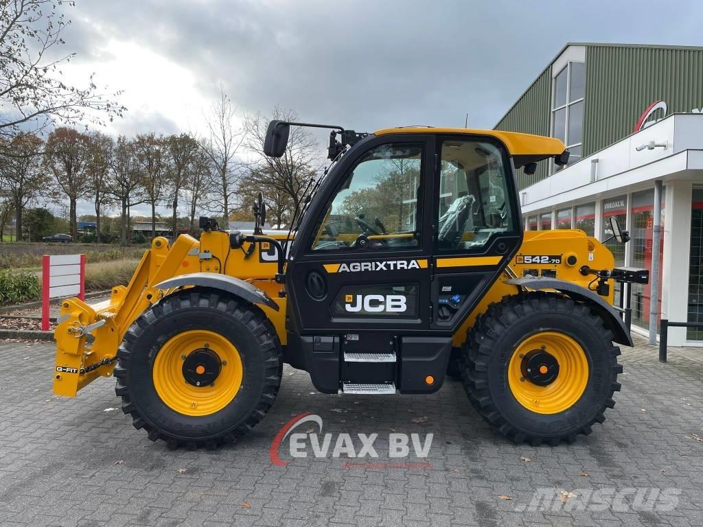 JCB 542-70 AgriXtra Lauksaimniecības pacēlāji