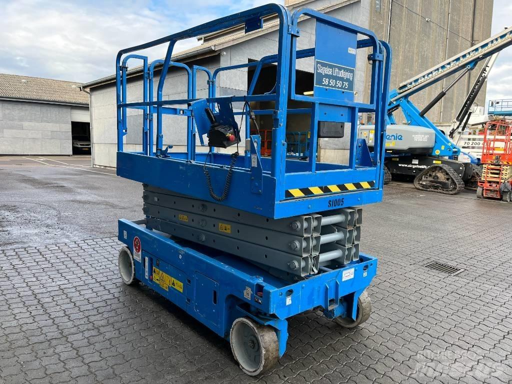 Genie GS 2646 Šķerveida pacēlāji