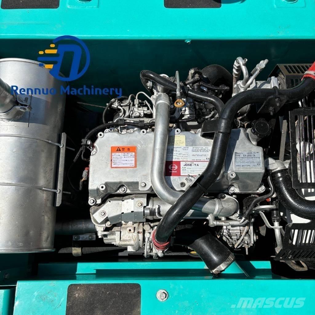 Kobelco SK 200 Kāpurķēžu ekskavatori