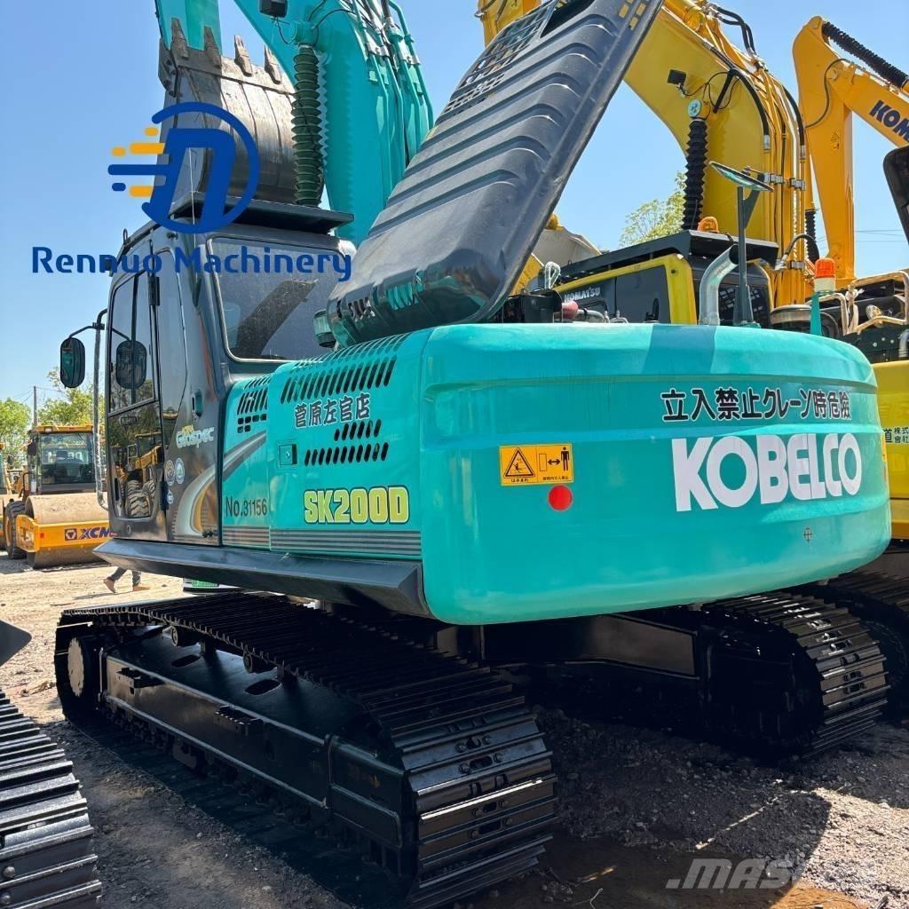 Kobelco SK 200 Kāpurķēžu ekskavatori