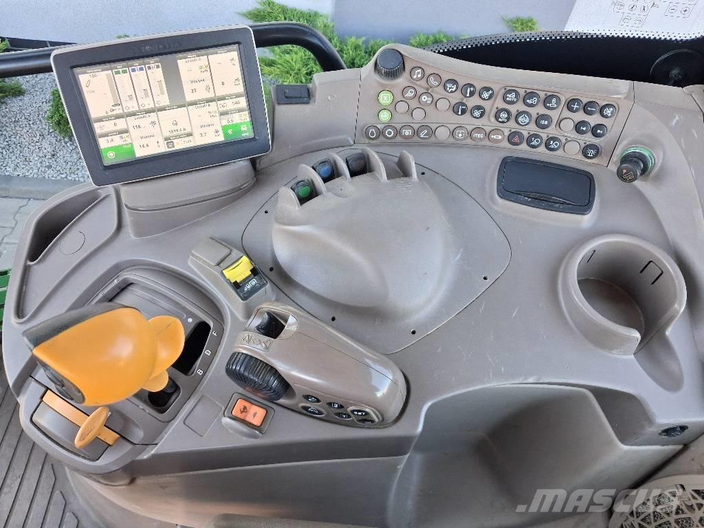John Deere 6110 R Traktori