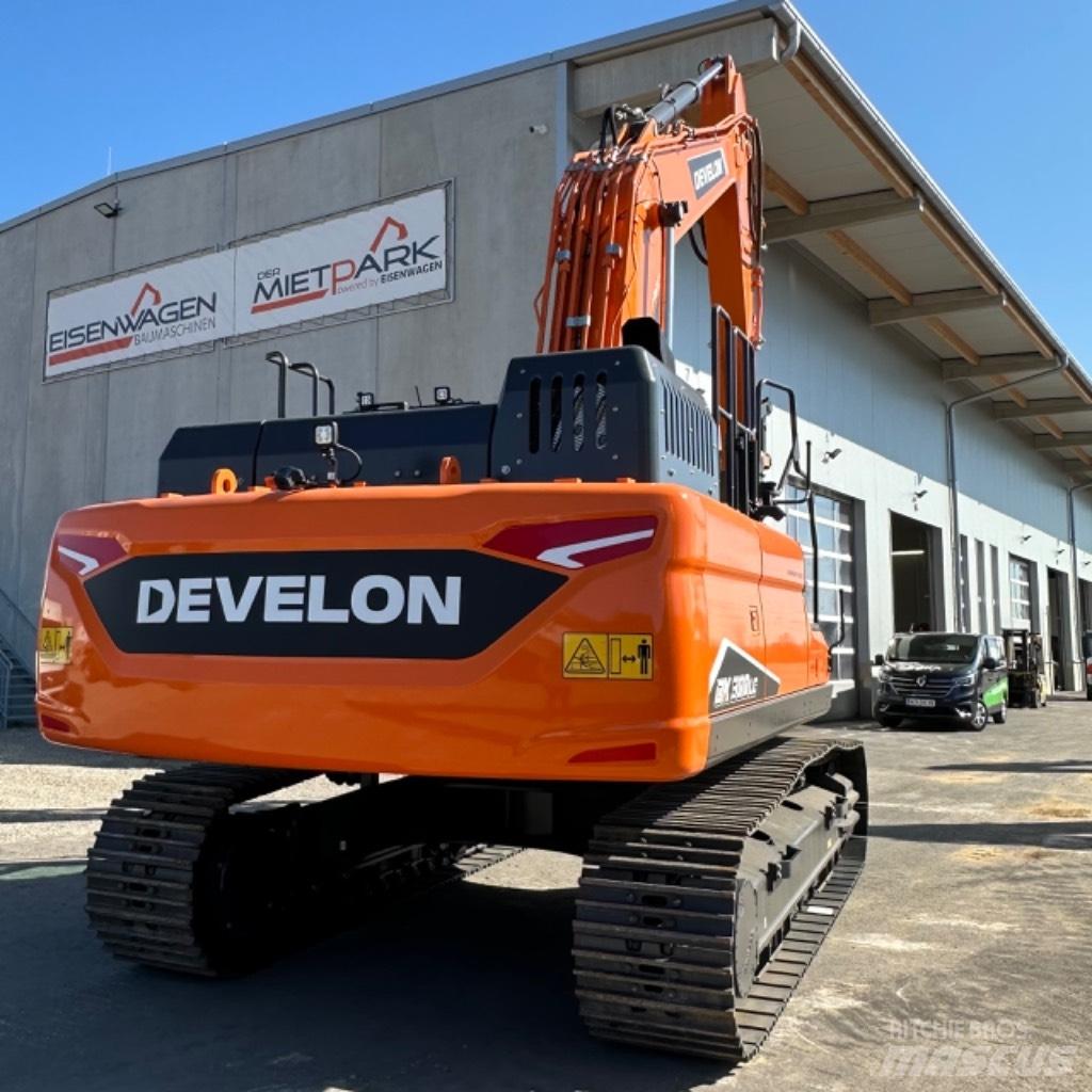 Develon DX300Lc-7 Kāpurķēžu ekskavatori