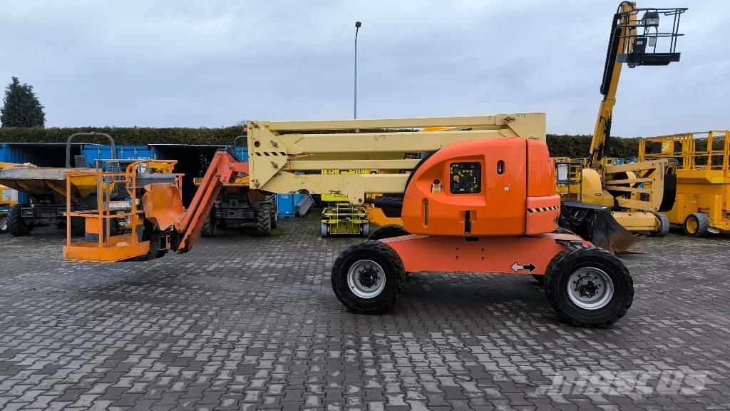 JLG 450 AJ Strēles pacēlāji