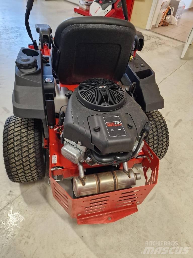 Simplicity SZT 175 Mauriņa traktors