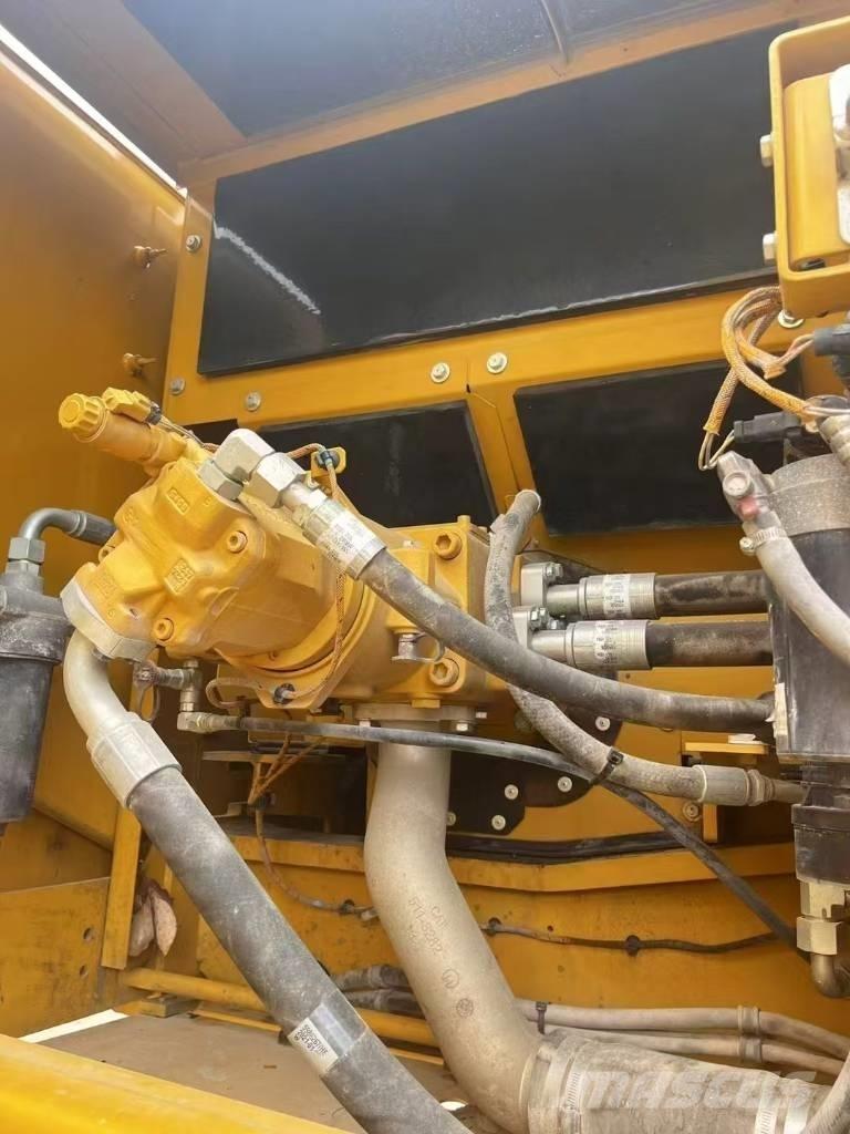 CAT 336GC Kāpurķēžu ekskavatori