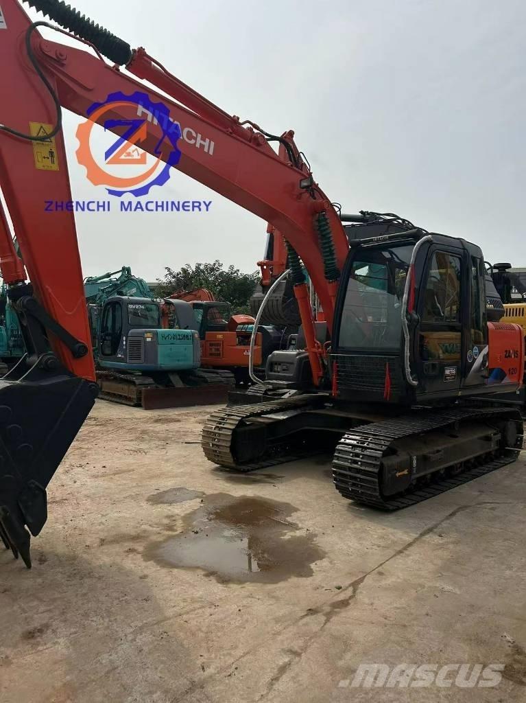 Hitachi ZX 120 Kāpurķēžu ekskavatori