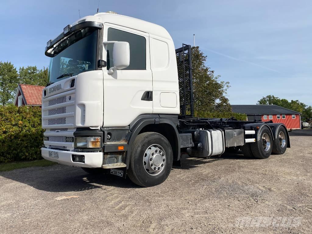 Scania R 144 Treileri ar āķi