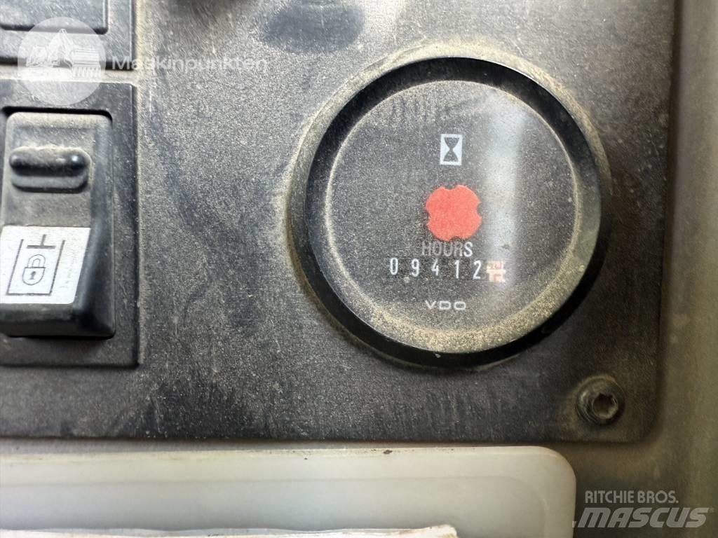 Volvo L 120 Iekrāvēji uz riteņiem