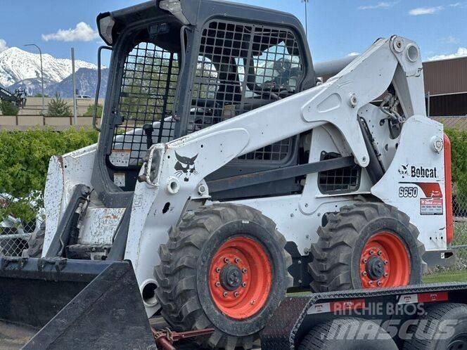 Bobcat S650 Lietoti riteņu kompaktiekrāvēji