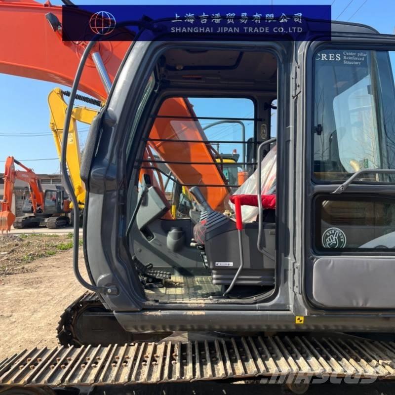 Hitachi ZX 120 Vidēja lieluma ekskavatori 7 t - 12 t