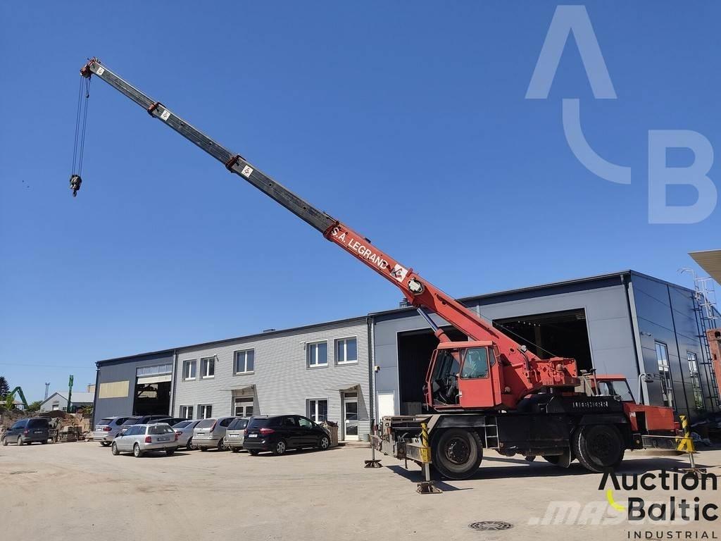 Liebherr LTM 1025 Visurgājēji celtņi