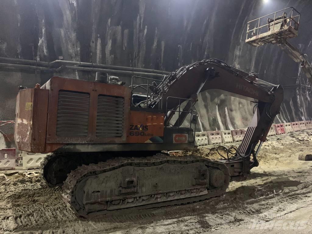 Hitachi ZX690LCH-5A Būvniecība- Citi