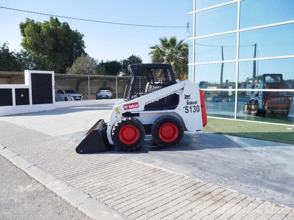 Bobcat S 130 Lietoti riteņu kompaktiekrāvēji
