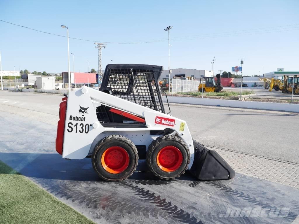 Bobcat S 130 Lietoti riteņu kompaktiekrāvēji