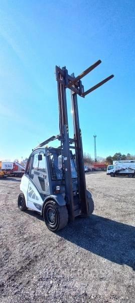 Linde H 45 D Tehnika ar dīzeļa dzinēju