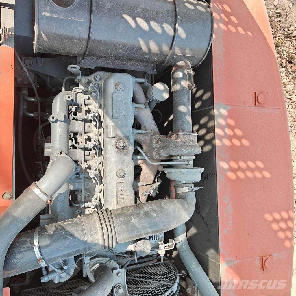 Hitachi 200-5G Kāpurķēžu ekskavatori