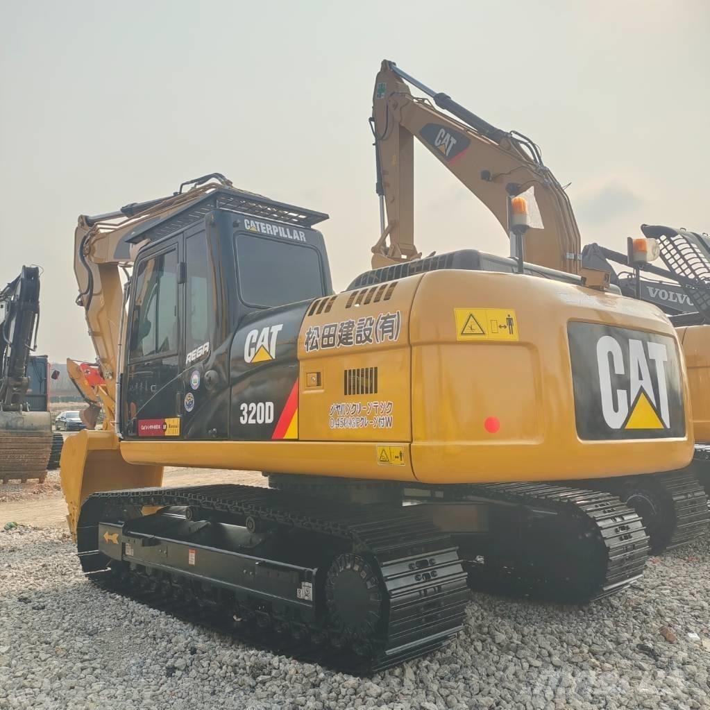 CAT 320 D Kāpurķēžu ekskavatori