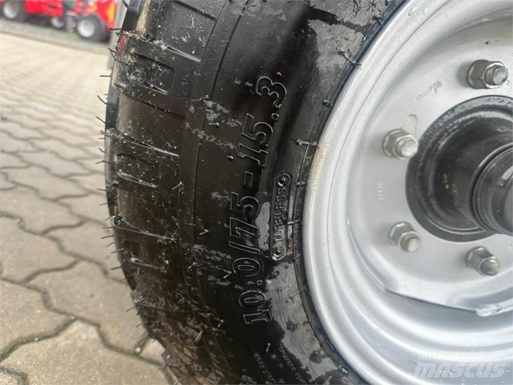 Fliegl EDK 40 Standarta piekabes