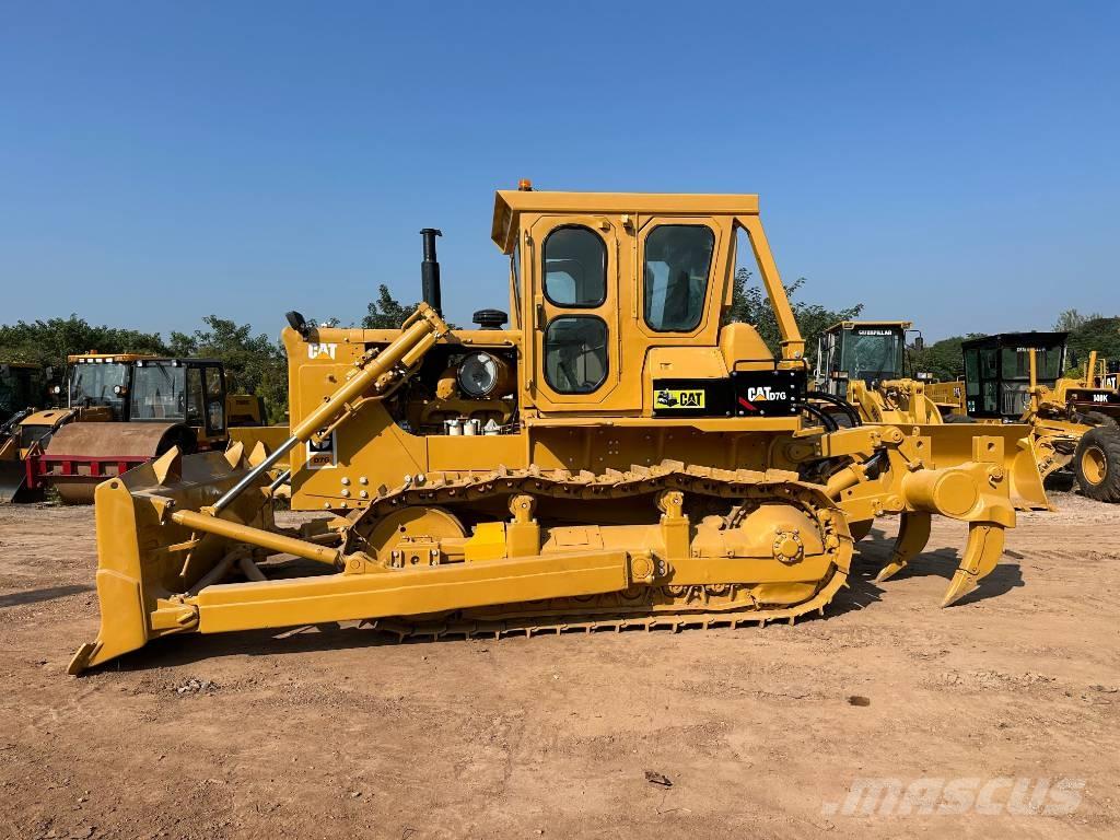 CAT D7G Kāpurķēžu buldozeri