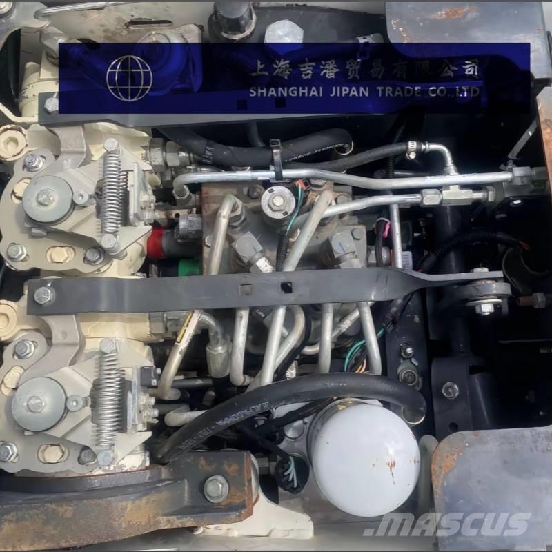 Bobcat S 70 Lietoti riteņu kompaktiekrāvēji