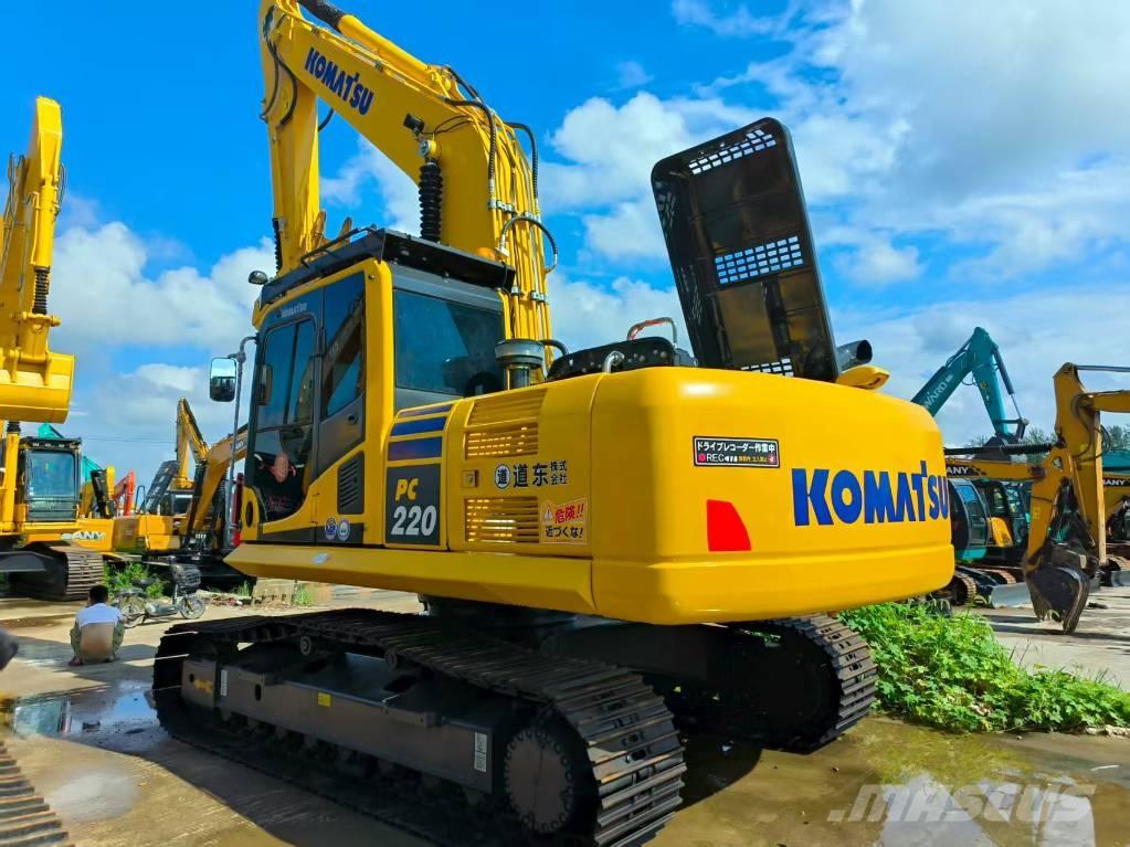 Komatsu PC 220-8 Kāpurķēžu ekskavatori