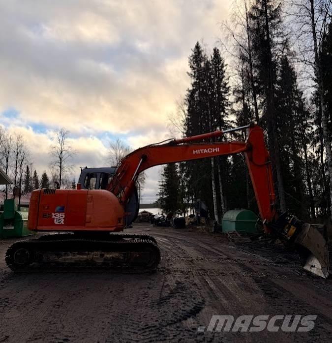 Hitachi EX 135 USR Kāpurķēžu ekskavatori