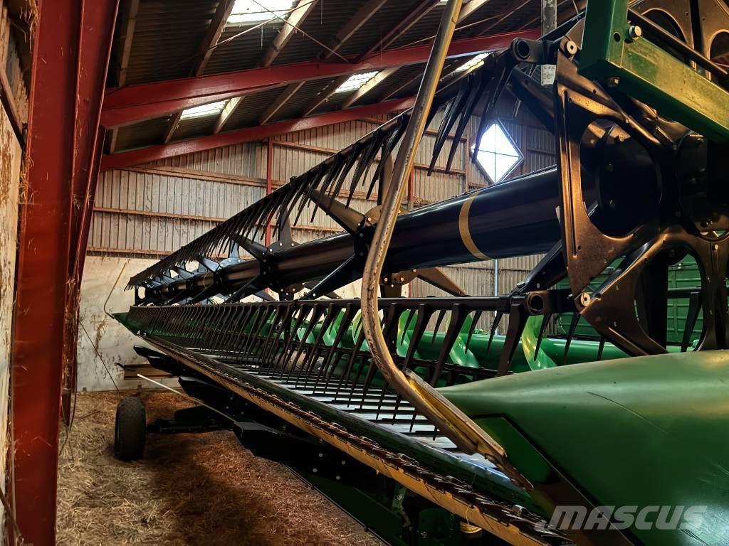 John Deere S 790i Ražas novākšanas kombaini