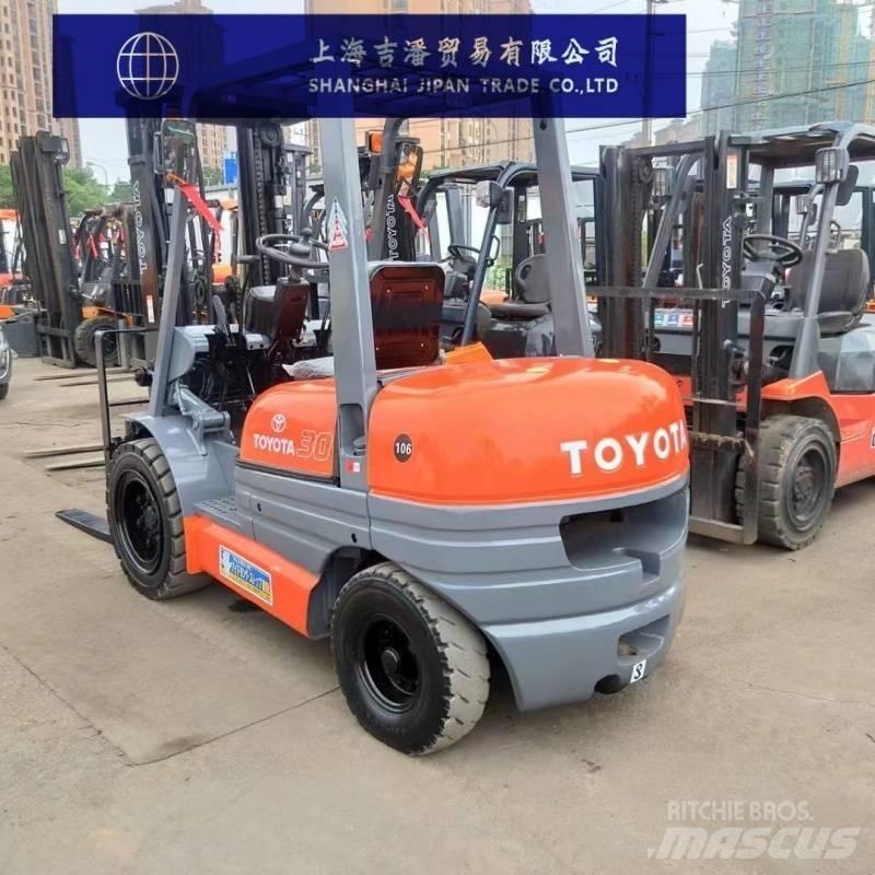 Toyota 6 F Tehnika ar dīzeļa dzinēju