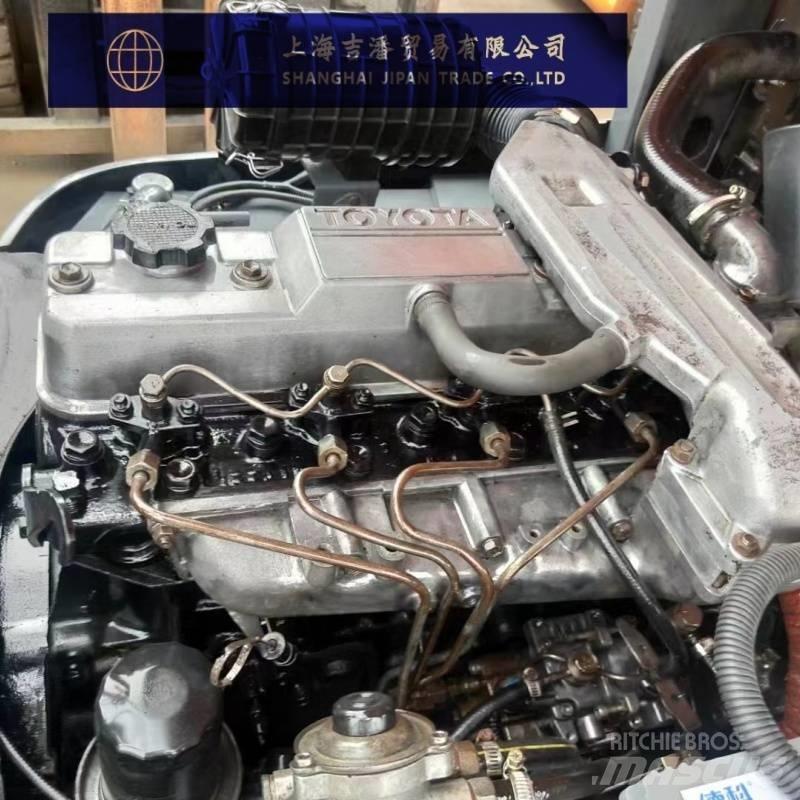 Toyota 6 F Tehnika ar dīzeļa dzinēju