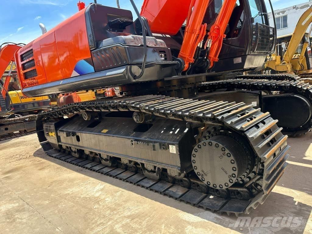 Hitachi ZX 350 Kāpurķēžu ekskavatori