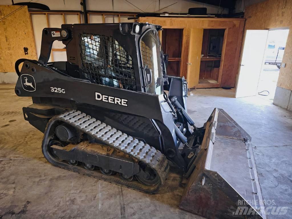 John Deere 325 G Lietoti riteņu kompaktiekrāvēji