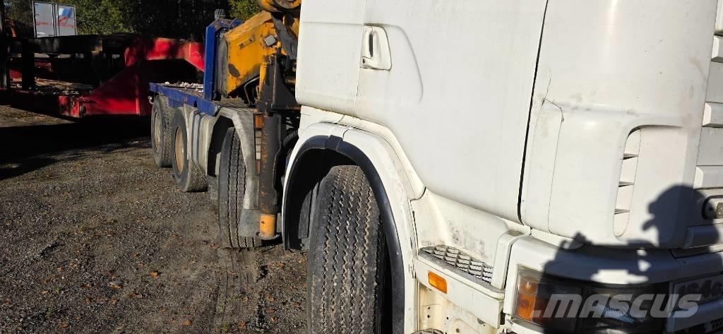 Scania R 144 G Smagās mašīnas ar celtni