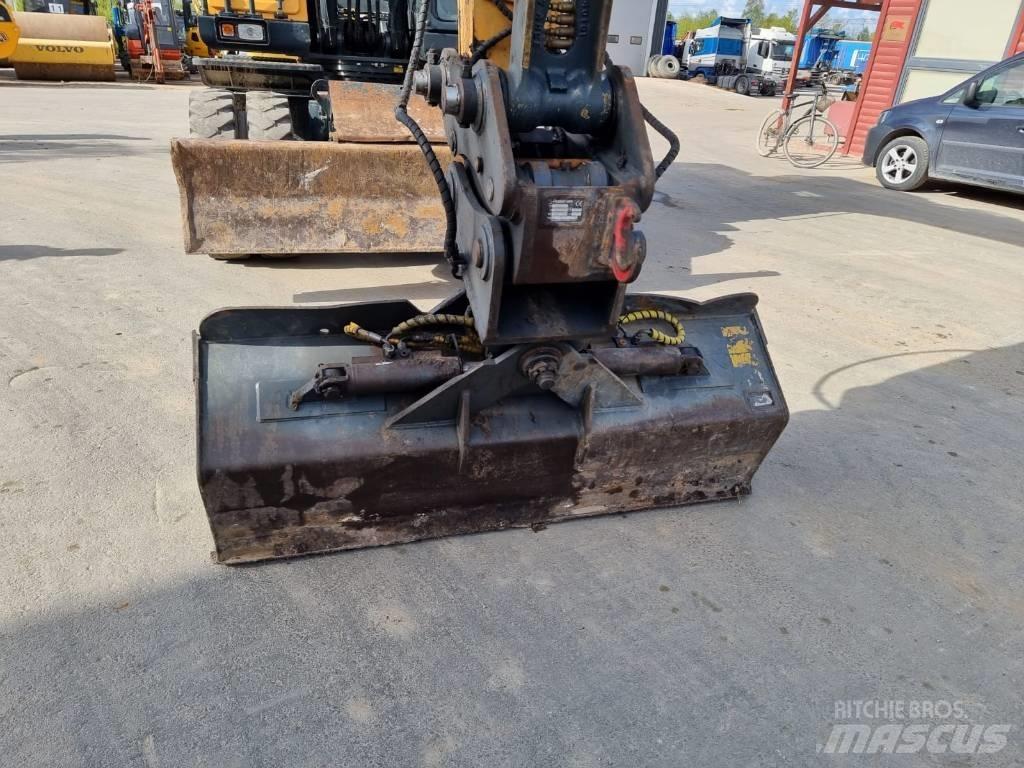 Hyundai HW 140 Ekskavatori uz riteņiem