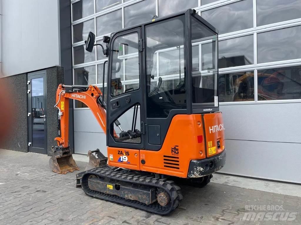 Hitachi ZX19-6 CR Mini ekskavatori < 7 t