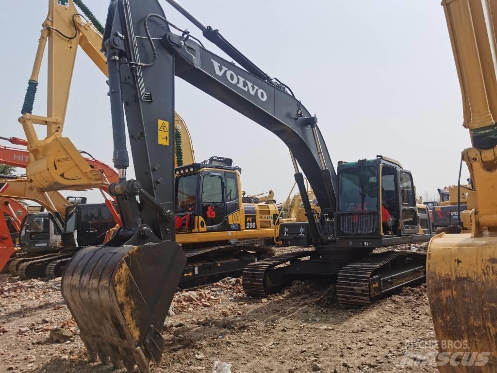 Volvo EC 240 Kāpurķēžu ekskavatori