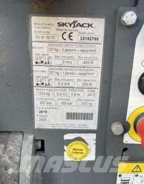 SkyJack SJ III 3219 Šķerveida pacēlāji