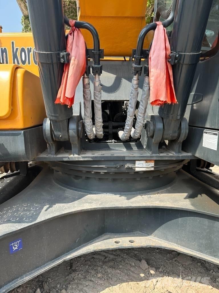 Hyundai 305LC-9S Kāpurķēžu ekskavatori