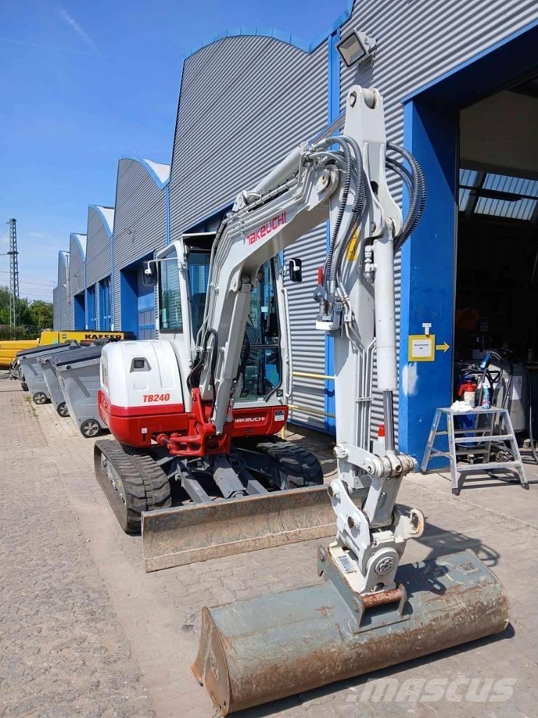 Takeuchi TB 240 DPF Mini ekskavatori < 7 t