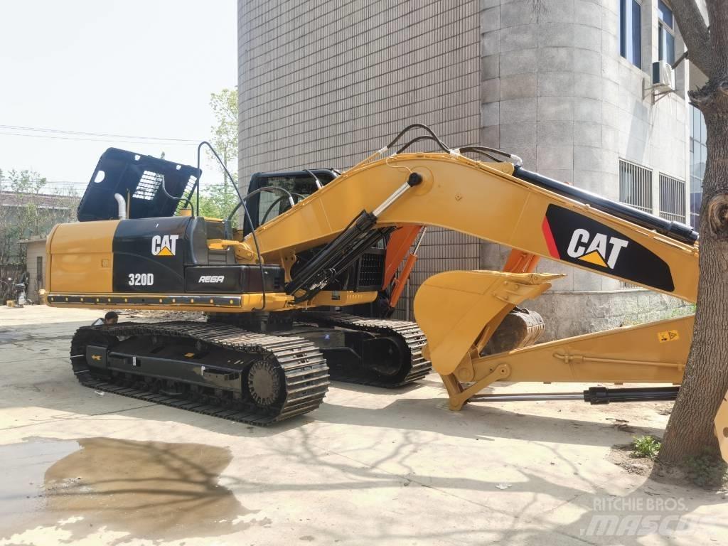 CAT 320 D Kāpurķēžu ekskavatori